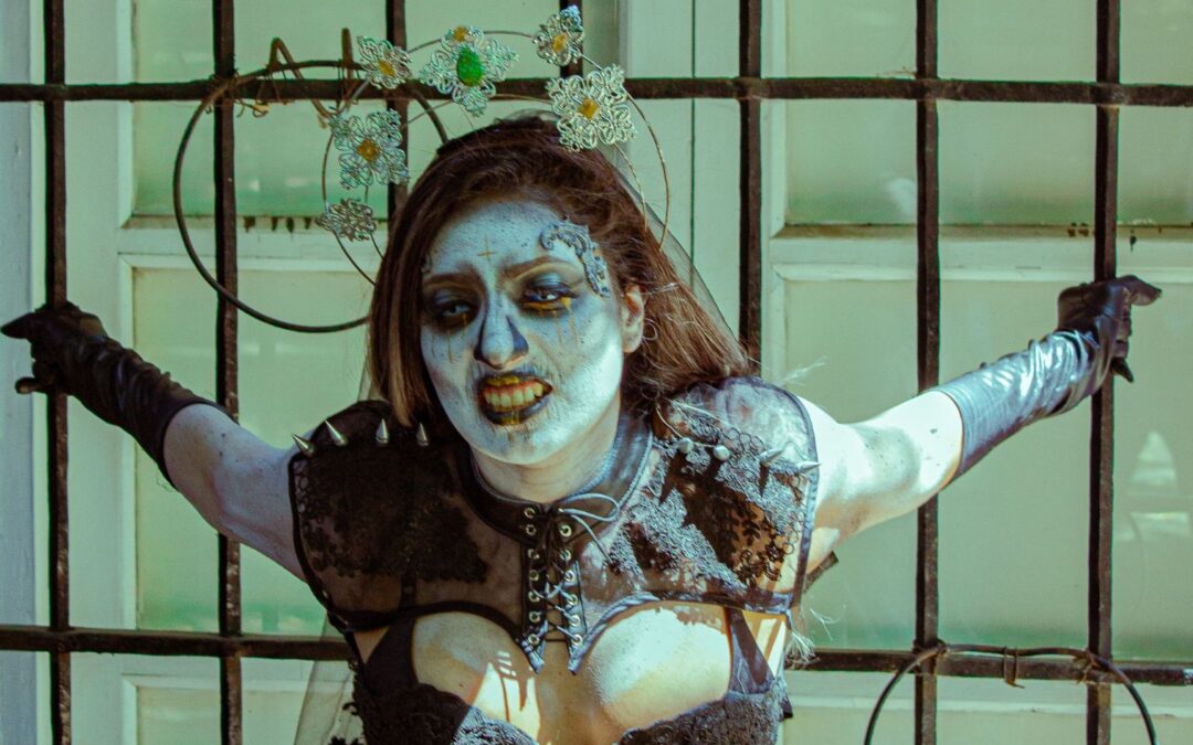 Why Elaborate Costume Bar Crawls with Themed Stops Create Better Halloween Memories in Seattle, WA